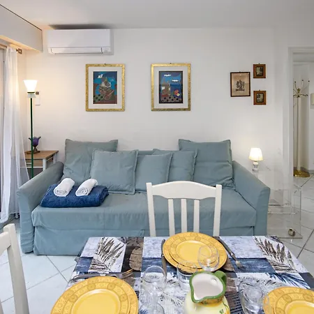 Lumineux Et Bien Equipe En Centre-ville *