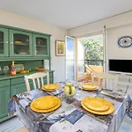 Lumineux Et Bien Equipe En Centre-ville Apartment *
