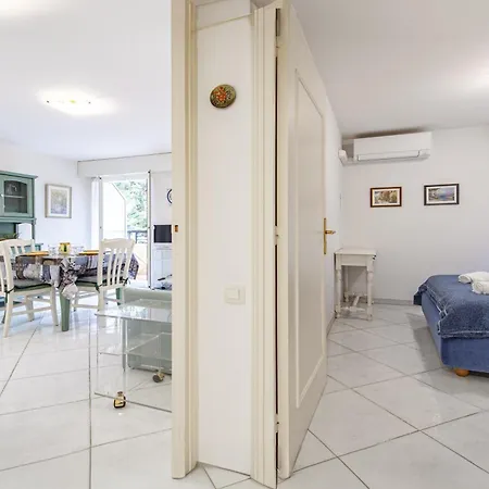 Lumineux Et Bien équipé En Centre-ville