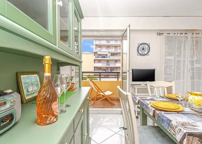 Apartmán Lumineux Et Bien Equipe En Centre-ville *