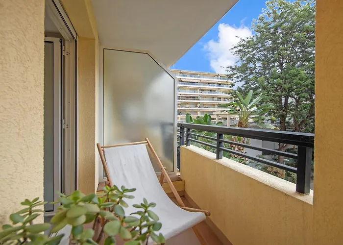 Apartmán Lumineux Et Bien Equipe En Centre-ville Menton
